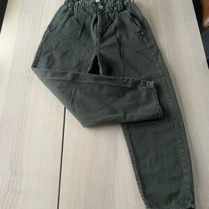 Zara Olive Green Paperbag pants size 6, size 6 green paperbag denim pants
